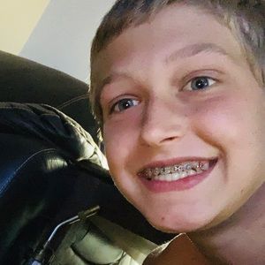 Meet your Posher, Etienne!